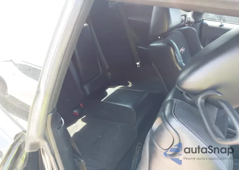 2015 Dodge Challenger R/T Plus z USA, uszkodzony, nr VIN 2C3CDZBT0FH892921